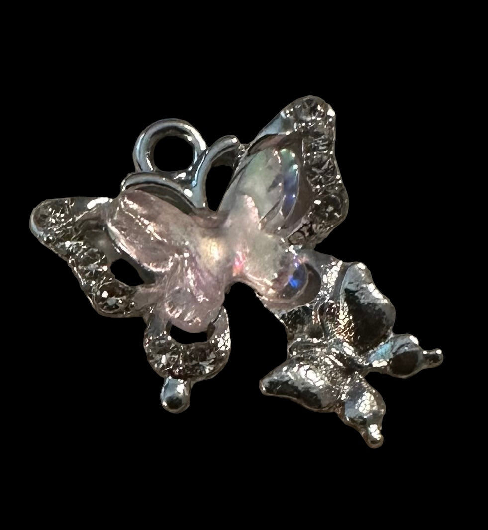 Double butterfly w/ Lt pink stone